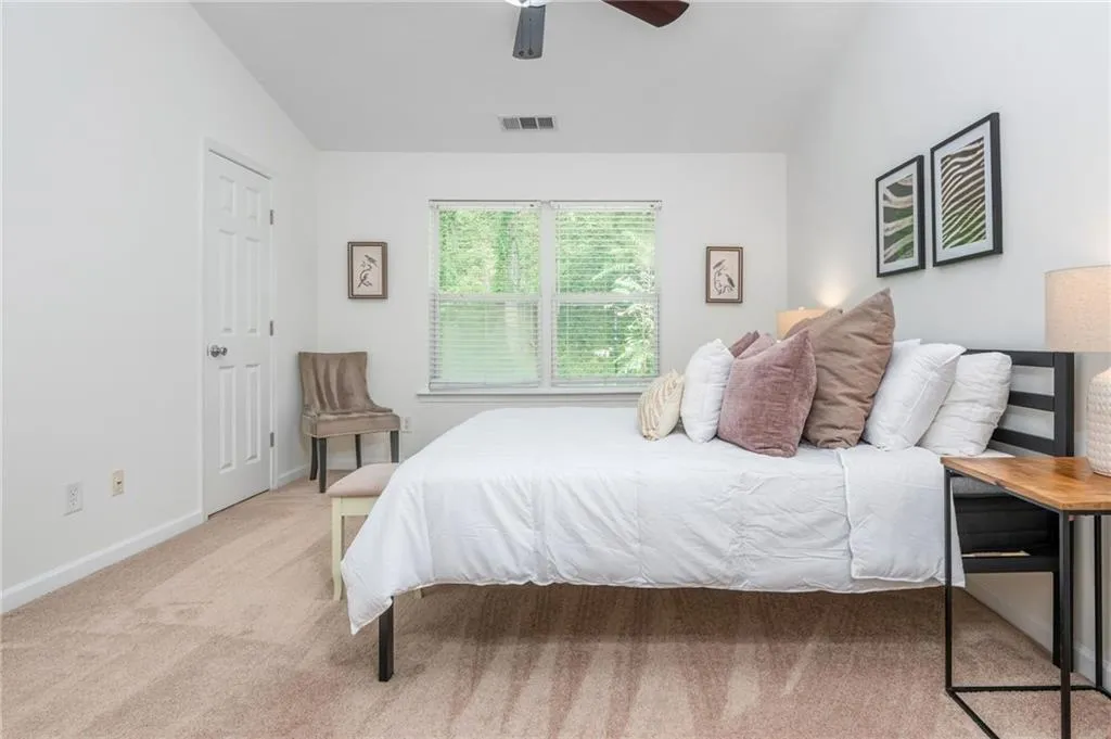 1100 Liberty Parkway Nw Unit 403, Atlanta, Georgia 30318, 3 Bedrooms Bedrooms, ,3 BathroomsBathrooms,Residential,For Sale,1100 Liberty Parkway Nw Unit 403,7630465