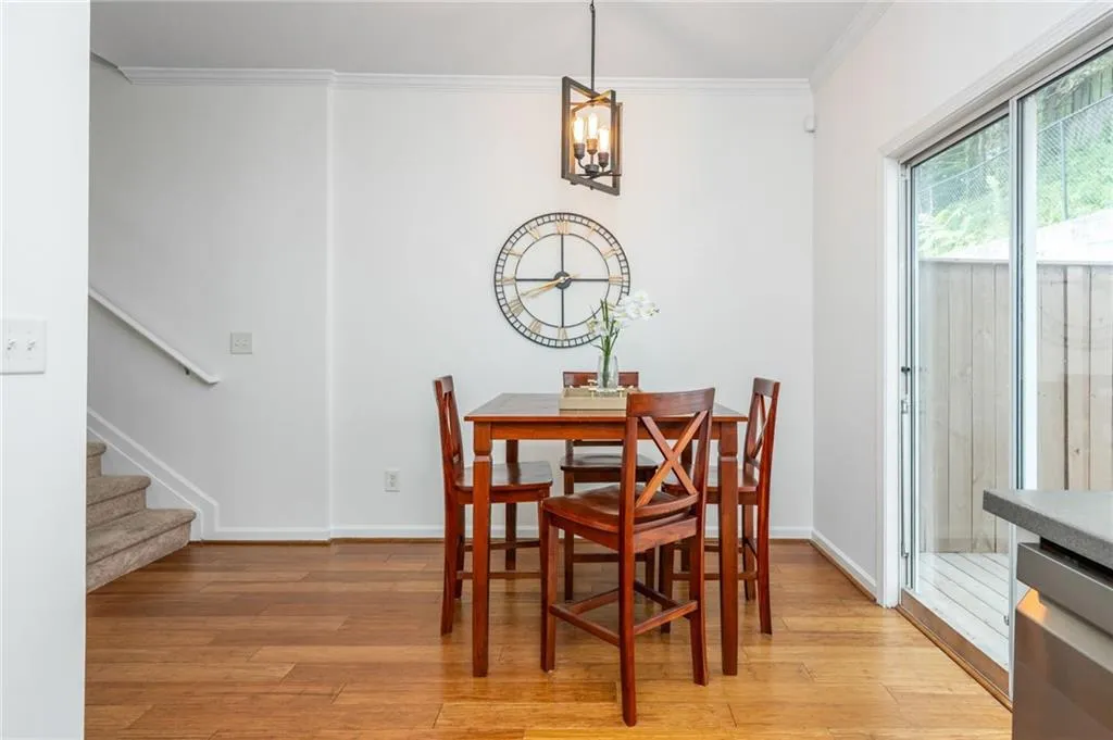 1100 Liberty Parkway Nw Unit 403, Atlanta, Georgia 30318, 3 Bedrooms Bedrooms, ,3 BathroomsBathrooms,Residential,For Sale,1100 Liberty Parkway Nw Unit 403,7630465