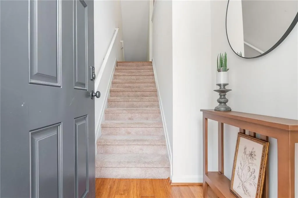 1100 Liberty Parkway Nw Unit 403, Atlanta, Georgia 30318, 3 Bedrooms Bedrooms, ,3 BathroomsBathrooms,Residential,For Sale,1100 Liberty Parkway Nw Unit 403,7630465