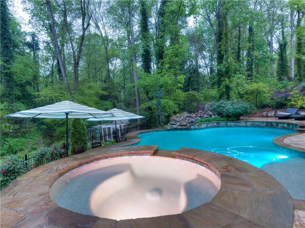 4630 Jettridge Drive Nw, Atlanta, Georgia 30327, 4 Bedrooms Bedrooms, ,4 BathroomsBathrooms,Residential,Sold,4630 Jettridge Drive Nw,5674686