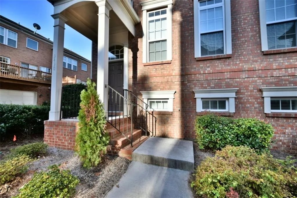 3430 Triview Square Unit 15, Atlanta, Georgia 30339, 3 Bedrooms Bedrooms, ,3 BathroomsBathrooms,Residential,Sold,3430 Triview Square Unit 15,5612910