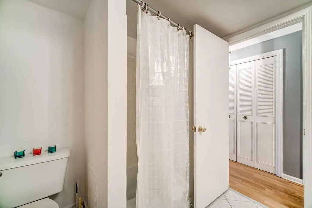 6851 Roswell Road Unit H34, Atlanta, Georgia 30382, 2 Bedrooms Bedrooms, ,2 BathroomsBathrooms,Residential,Sold,6851 Roswell Road Unit H34,6818171