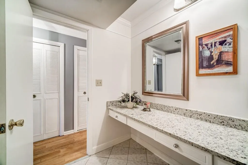 6851 Roswell Road Unit H34, Atlanta, Georgia 30382, 2 Bedrooms Bedrooms, ,2 BathroomsBathrooms,Residential,Sold,6851 Roswell Road Unit H34,6818171