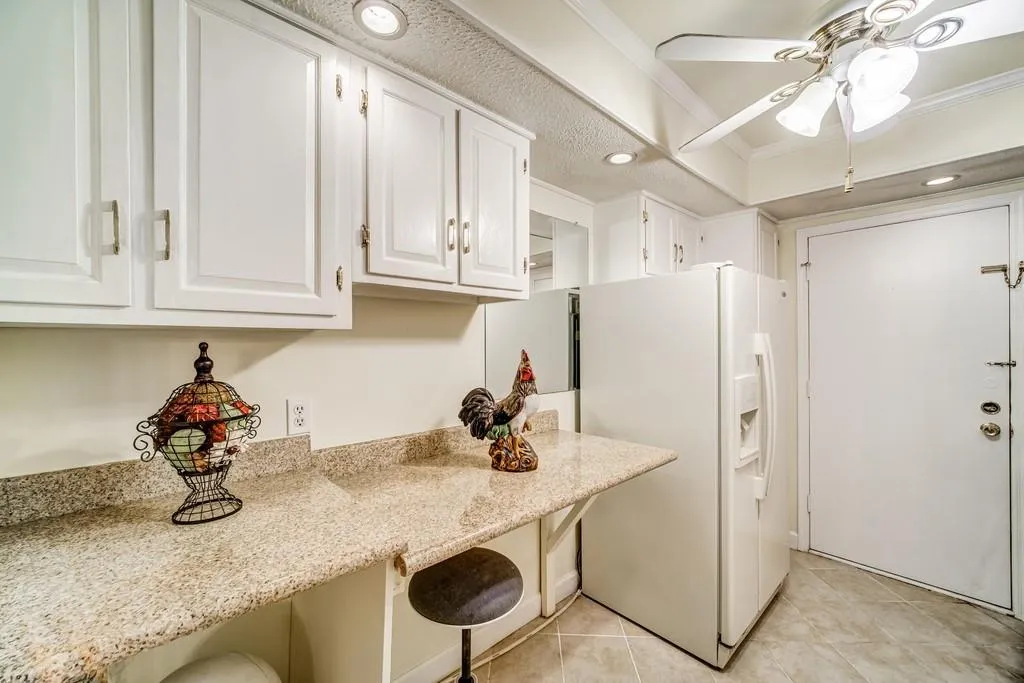6851 Roswell Road Unit H34, Atlanta, Georgia 30382, 2 Bedrooms Bedrooms, ,2 BathroomsBathrooms,Residential,Sold,6851 Roswell Road Unit H34,6818171