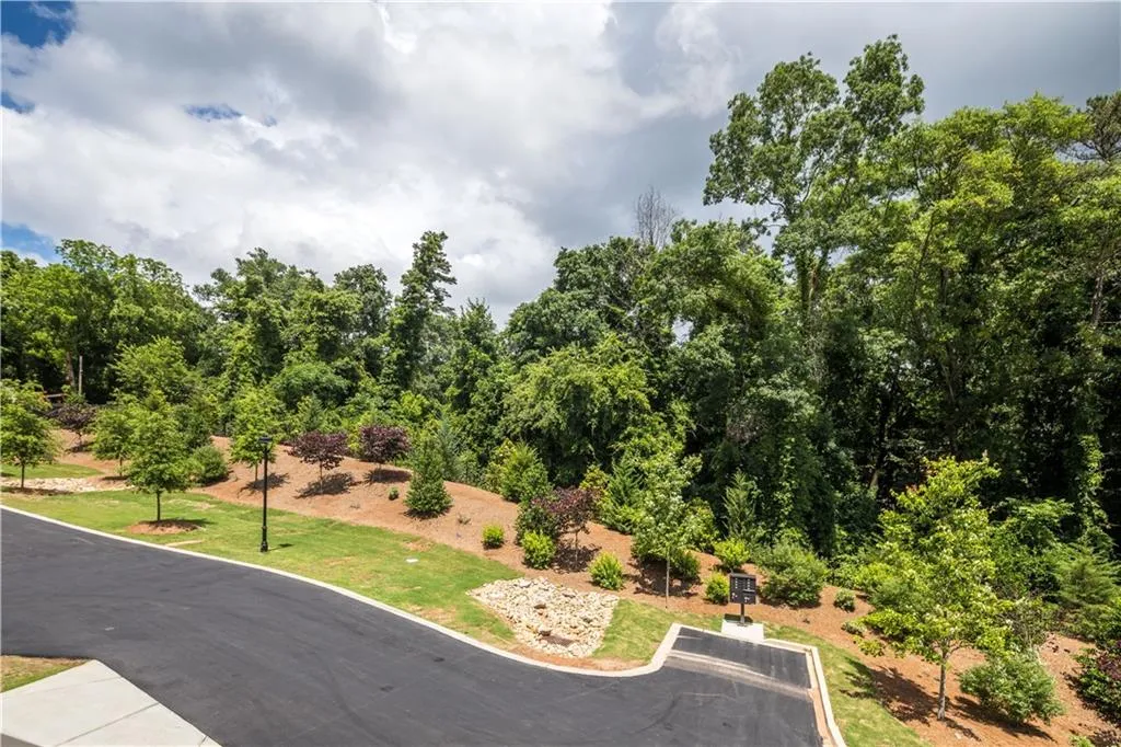 6081 Boylston Drive Ne Unit 9, Sandy Springs, Georgia 30328, 3 Bedrooms Bedrooms, ,3 BathroomsBathrooms,Residential,Sold,6081 Boylston Drive Ne Unit 9,6506660