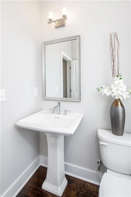6081 Boylston Drive Ne Unit 9, Sandy Springs, Georgia 30328, 3 Bedrooms Bedrooms, ,3 BathroomsBathrooms,Residential,Sold,6081 Boylston Drive Ne Unit 9,6506660