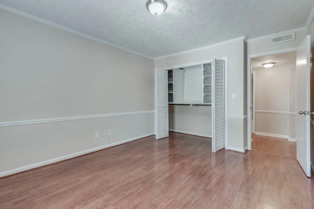 6851 Roswell Road Ne Unit M21, Sandy Springs, Georgia 30328, 3 Bedrooms Bedrooms, ,2 BathroomsBathrooms,Residential,Sold,6851 Roswell Road Ne Unit M21,6715807