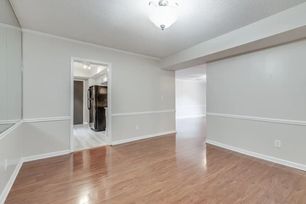 6851 Roswell Road Ne Unit M21, Sandy Springs, Georgia 30328, 3 Bedrooms Bedrooms, ,2 BathroomsBathrooms,Residential,Sold,6851 Roswell Road Ne Unit M21,6715807