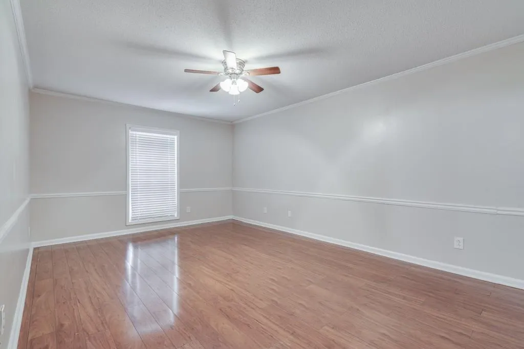 6851 Roswell Road Ne Unit M21, Sandy Springs, Georgia 30328, 3 Bedrooms Bedrooms, ,2 BathroomsBathrooms,Residential,Sold,6851 Roswell Road Ne Unit M21,6715807
