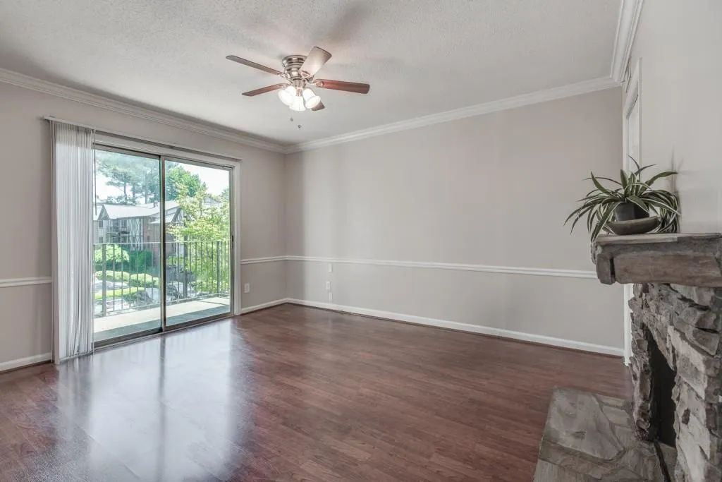 6851 Roswell Road Ne Unit M21, Sandy Springs, Georgia 30328, 3 Bedrooms Bedrooms, ,2 BathroomsBathrooms,Residential,Sold,6851 Roswell Road Ne Unit M21,6715807