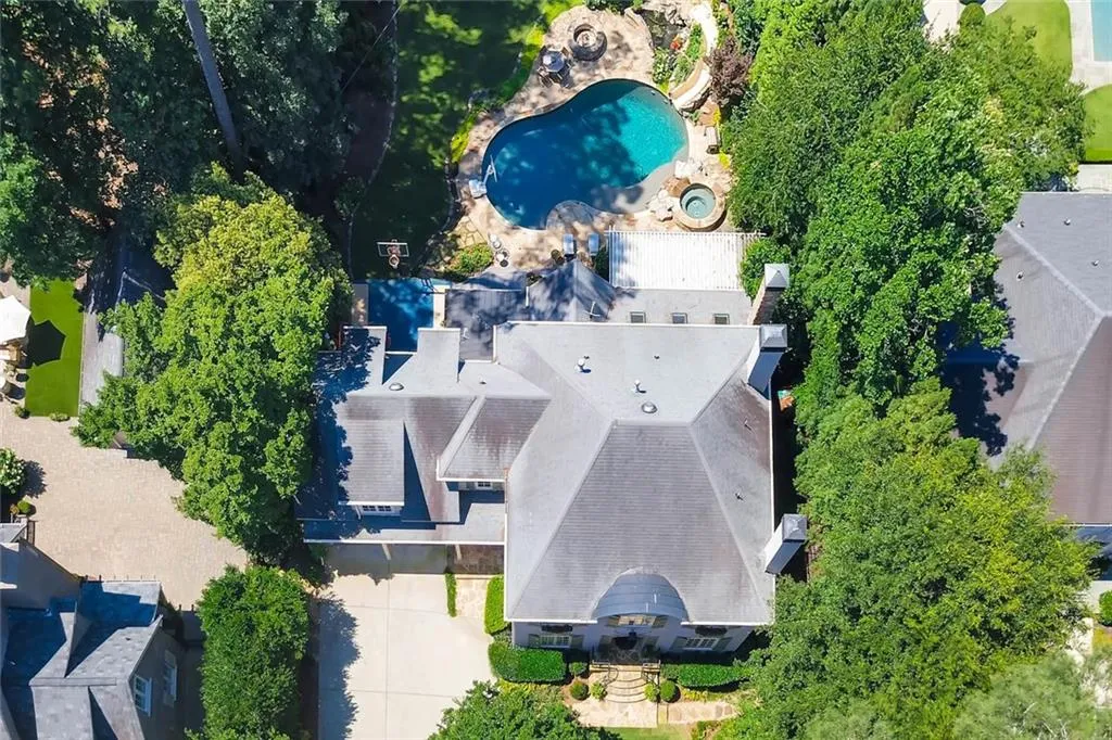 4405 Davidson Avenue Ne, Atlanta, Georgia 30319, 6 Bedrooms Bedrooms, ,4 BathroomsBathrooms,Residential,Sold,4405 Davidson Avenue Ne,5886667 4405 Davidson Avenue Ne, Atlanta, Georgia 30319, 6 Bedrooms Bedrooms, ,4 BathroomsBathrooms,Residential,Sold,4405 Davidson Avenue Ne,5886667