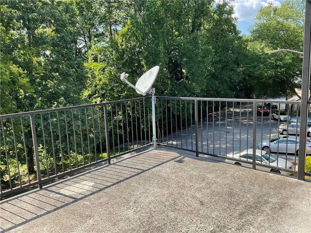295 Winding River Drive Unit B, Sandy Springs, Georgia 30350, 3 Bedrooms Bedrooms, ,2 BathroomsBathrooms,Residential,Sold,295 Winding River Drive Unit B,7112971