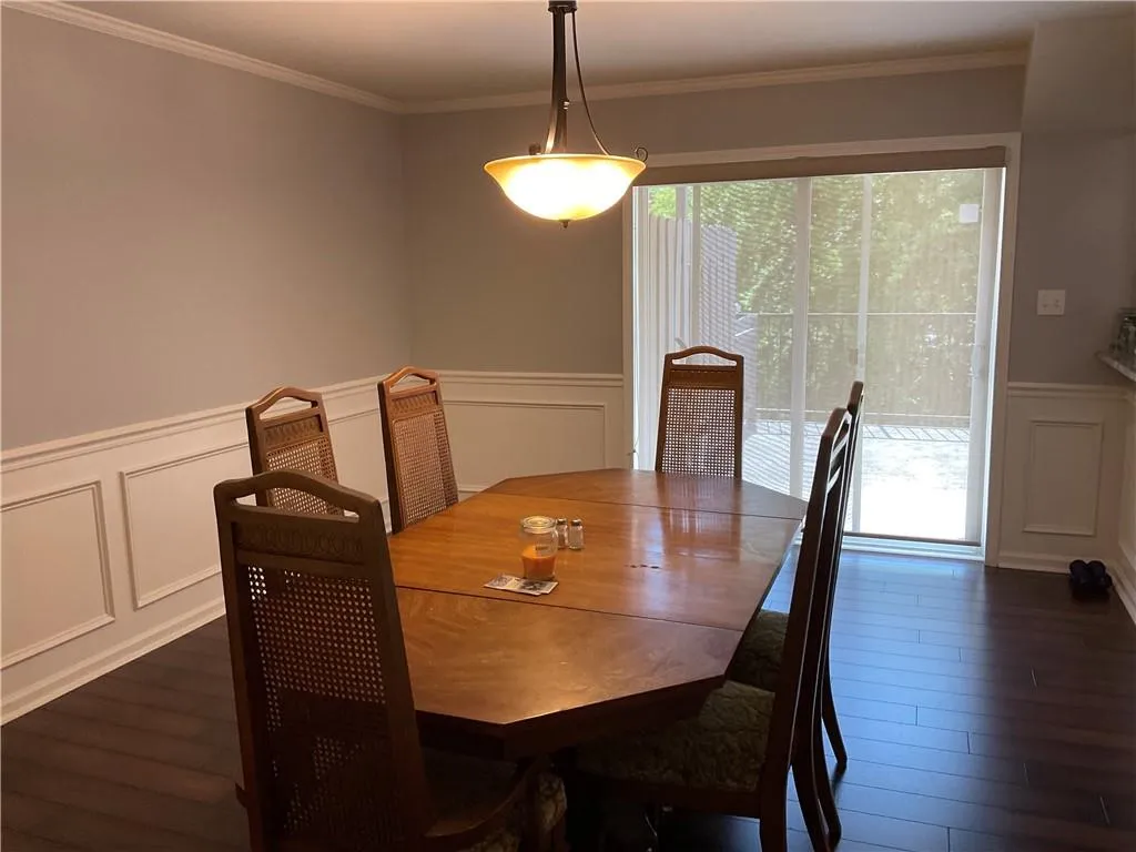 295 Winding River Drive Unit B, Sandy Springs, Georgia 30350, 3 Bedrooms Bedrooms, ,2 BathroomsBathrooms,Residential,Sold,295 Winding River Drive Unit B,7112971
