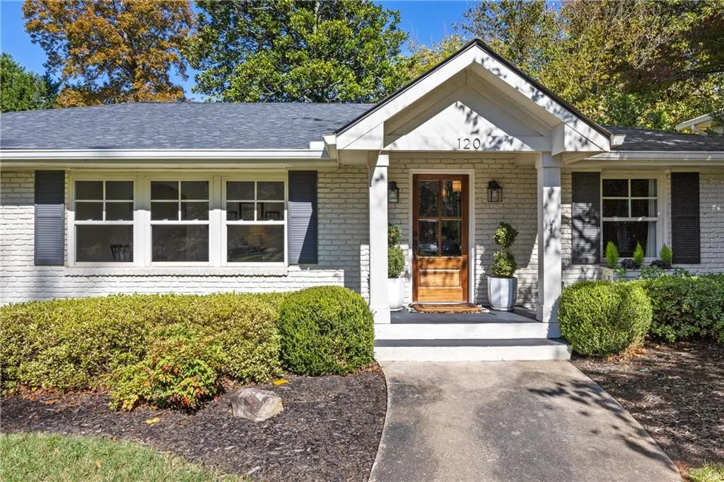 120 Osner Drive, Atlanta, Georgia 30342, 4 Bedrooms Bedrooms, ,3 BathroomsBathrooms,Residential,For Sale,120 Osner Drive,7674193