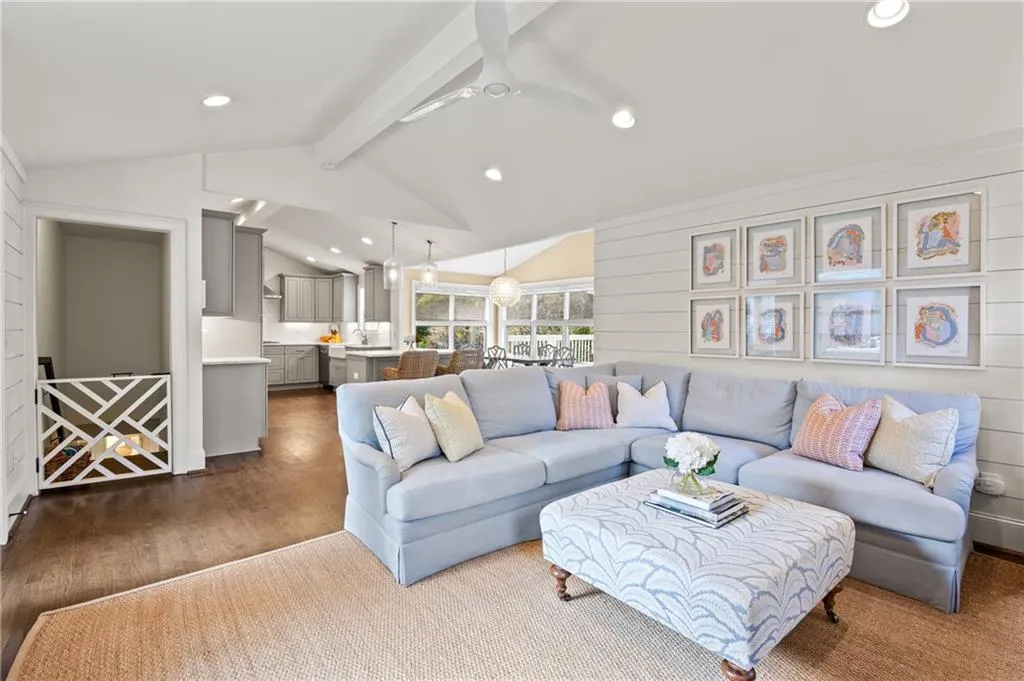 120 Osner Drive, Atlanta, Georgia 30342, 4 Bedrooms Bedrooms, ,3 BathroomsBathrooms,Residential,For Sale,120 Osner Drive,7674193