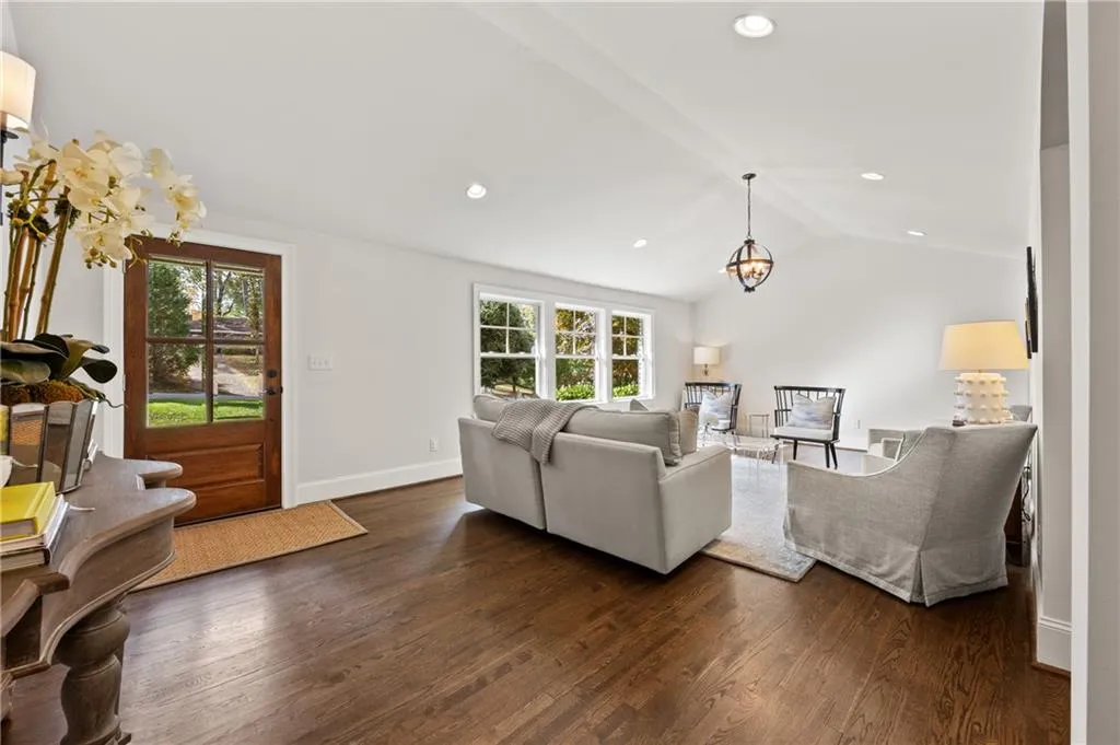 120 Osner Drive, Atlanta, Georgia 30342, 4 Bedrooms Bedrooms, ,3 BathroomsBathrooms,Residential,For Sale,120 Osner Drive,7674193