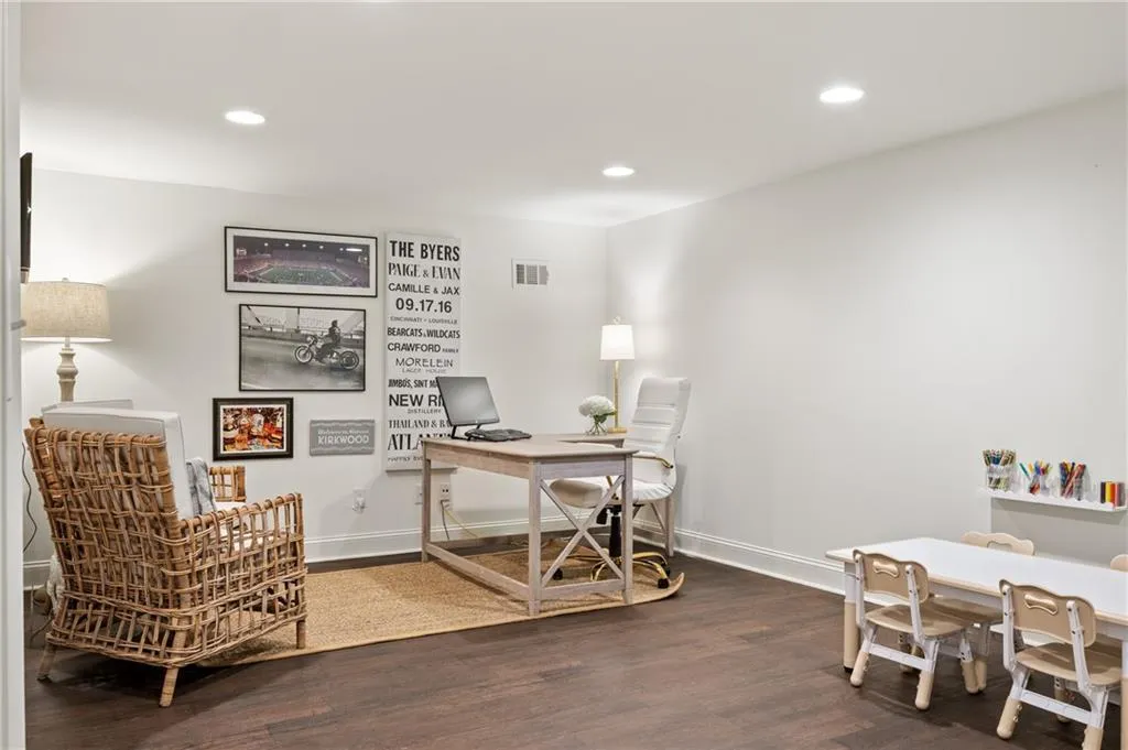 120 Osner Drive, Atlanta, Georgia 30342, 4 Bedrooms Bedrooms, ,3 BathroomsBathrooms,Residential,For Sale,120 Osner Drive,7674193