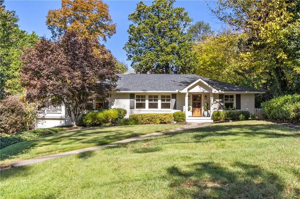 120 Osner Drive, Atlanta, Georgia 30342, 4 Bedrooms Bedrooms, ,3 BathroomsBathrooms,Residential,For Sale,120 Osner Drive,7674193