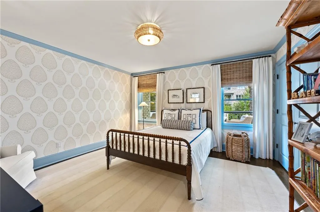 120 Osner Drive, Atlanta, Georgia 30342, 4 Bedrooms Bedrooms, ,3 BathroomsBathrooms,Residential,For Sale,120 Osner Drive,7674193