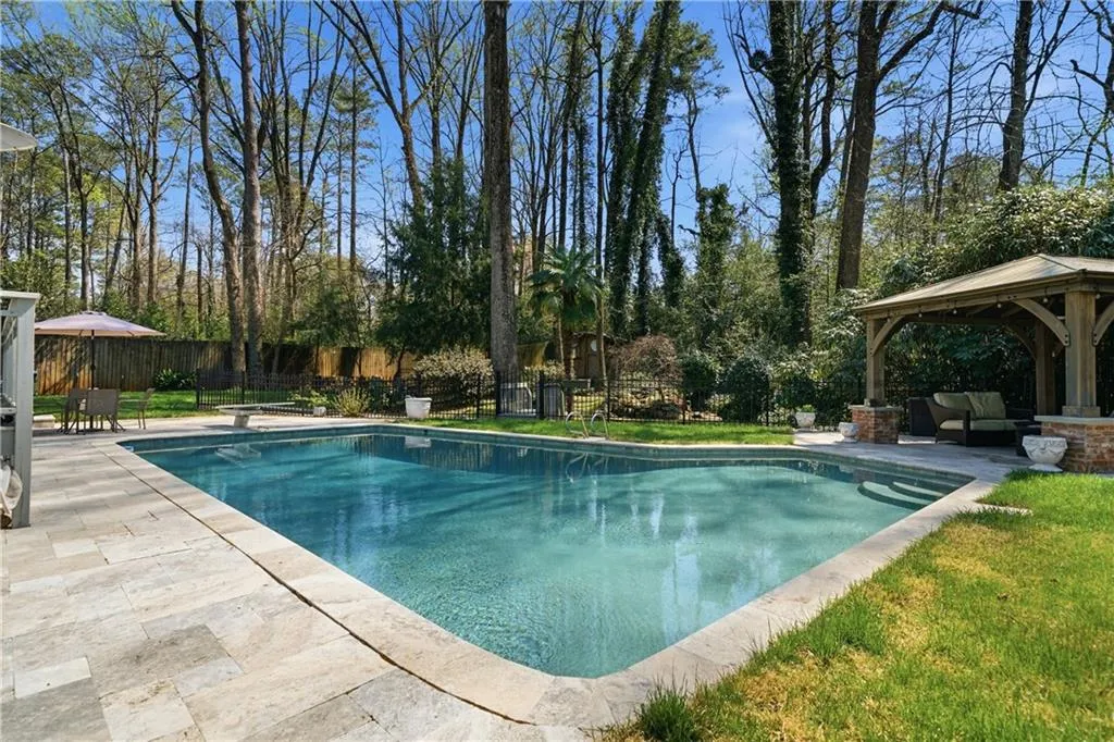 205 Berwick Drive Ne, Atlanta, Georgia 30328, 4 Bedrooms Bedrooms, ,3 BathroomsBathrooms,Residential,For Sale,205 Berwick Drive Ne,7732890