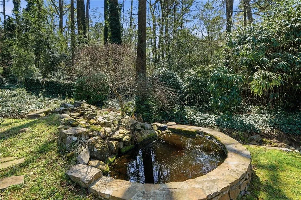 205 Berwick Drive Ne, Atlanta, Georgia 30328, 4 Bedrooms Bedrooms, ,3 BathroomsBathrooms,Residential,For Sale,205 Berwick Drive Ne,7732890
