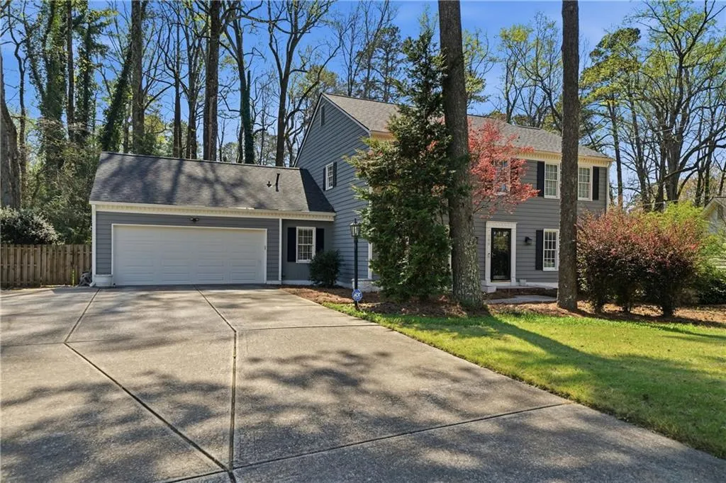 205 Berwick Drive Ne, Atlanta, Georgia 30328, 4 Bedrooms Bedrooms, ,3 BathroomsBathrooms,Residential,For Sale,205 Berwick Drive Ne,7732890