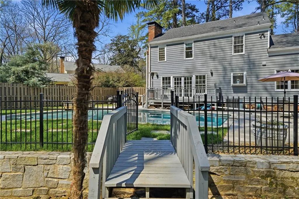 205 Berwick Drive Ne, Atlanta, Georgia 30328, 4 Bedrooms Bedrooms, ,3 BathroomsBathrooms,Residential,For Sale,205 Berwick Drive Ne,7732890