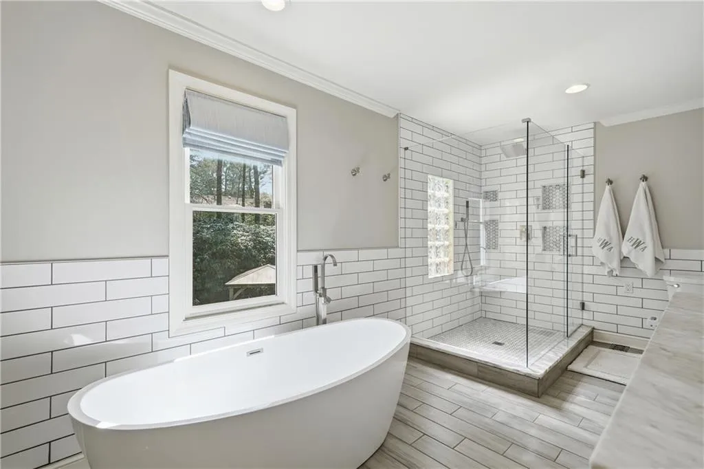 205 Berwick Drive Ne, Atlanta, Georgia 30328, 4 Bedrooms Bedrooms, ,3 BathroomsBathrooms,Residential,For Sale,205 Berwick Drive Ne,7732890