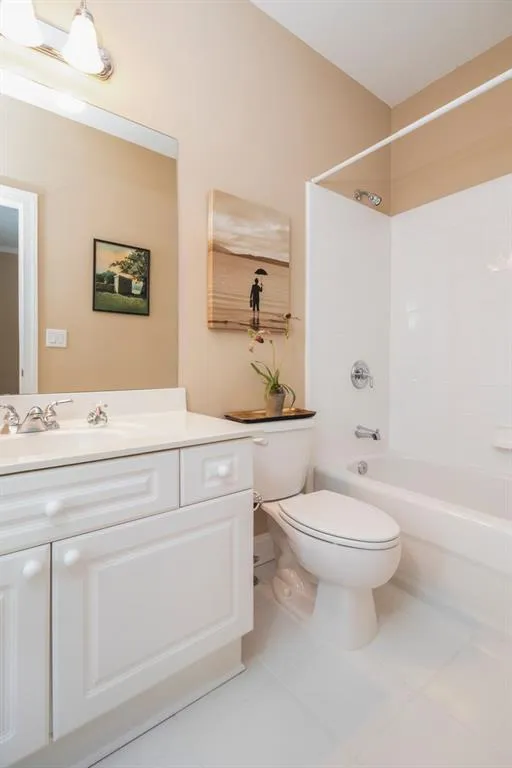 145 Reddington Place Unit 145, Sandy Springs, Georgia 30328, 3 Bedrooms Bedrooms, ,3 BathroomsBathrooms,Residential,Sold,145 Reddington Place Unit 145,6746052