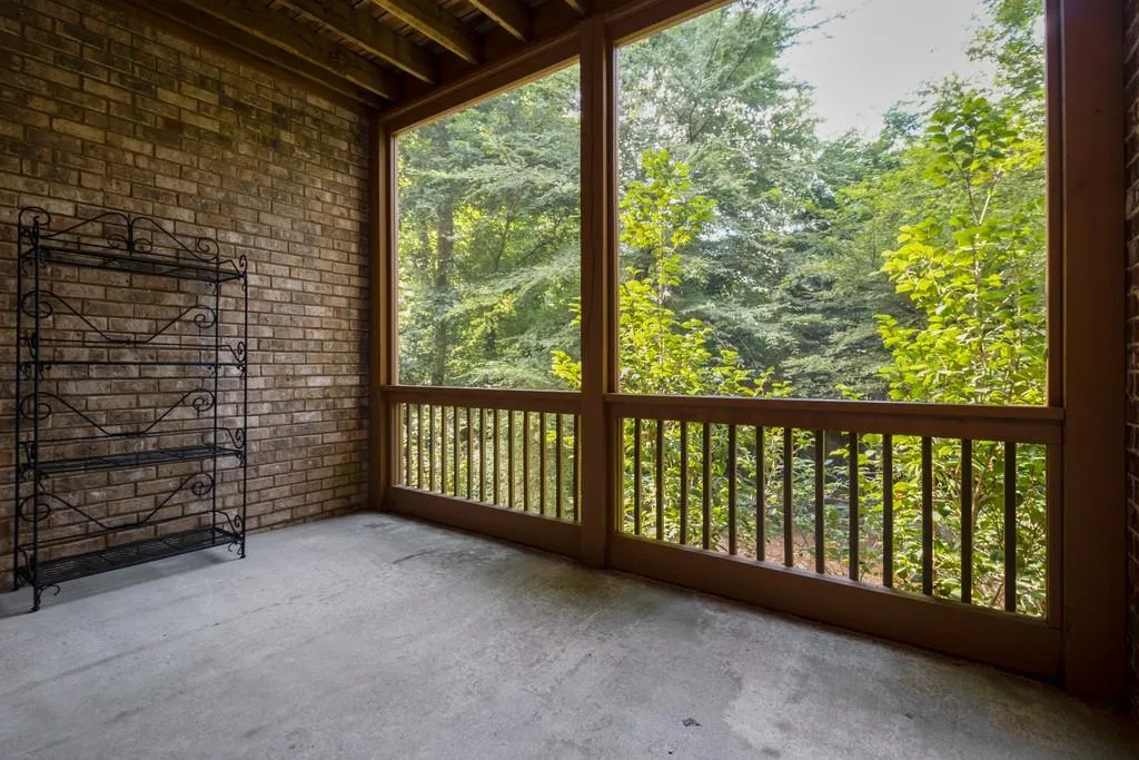 145 Reddington Place Unit 145, Sandy Springs, Georgia 30328, 3 Bedrooms Bedrooms, ,3 BathroomsBathrooms,Residential,Sold,145 Reddington Place Unit 145,6746052