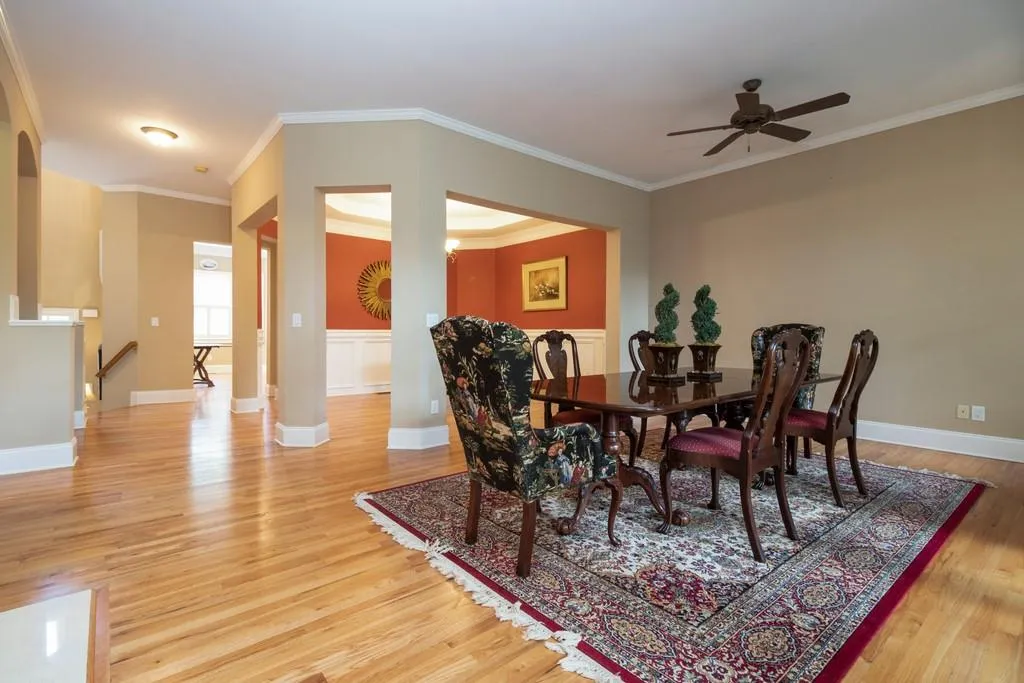 145 Reddington Place Unit 145, Sandy Springs, Georgia 30328, 3 Bedrooms Bedrooms, ,3 BathroomsBathrooms,Residential,Sold,145 Reddington Place Unit 145,6746052