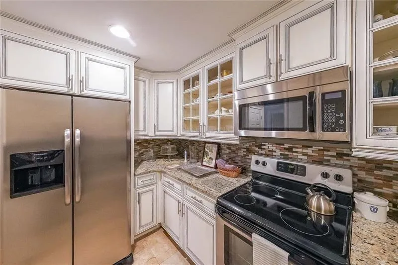 145 15th Street Ne Unit 401, Atlanta, Georgia 30309, 1 Bedroom Bedrooms, ,1 BathroomBathrooms,Residential,For Sale,145 15th Street Ne Unit 401,7658182