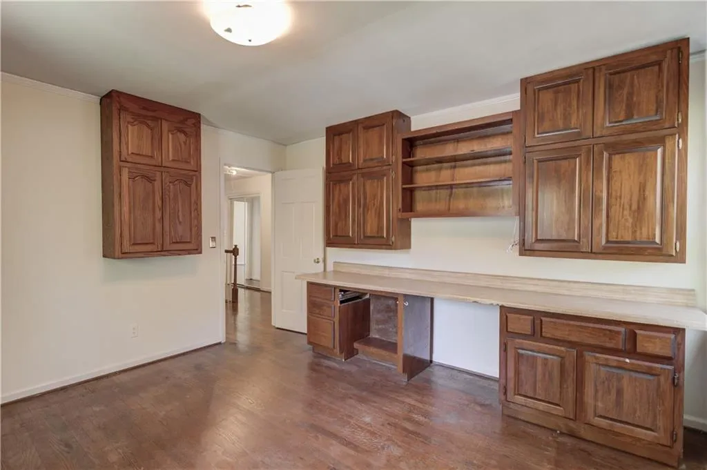 6716 Wright Road, Sandy Springs, Georgia 30328, 6 Bedrooms Bedrooms, ,4 BathroomsBathrooms,Residential,Sold,6716 Wright Road,6708105