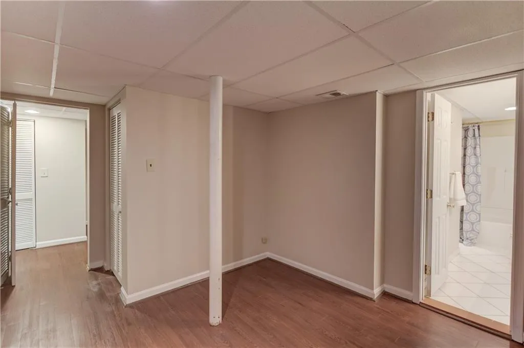 6716 Wright Road, Sandy Springs, Georgia 30328, 6 Bedrooms Bedrooms, ,4 BathroomsBathrooms,Residential,Sold,6716 Wright Road,6708105