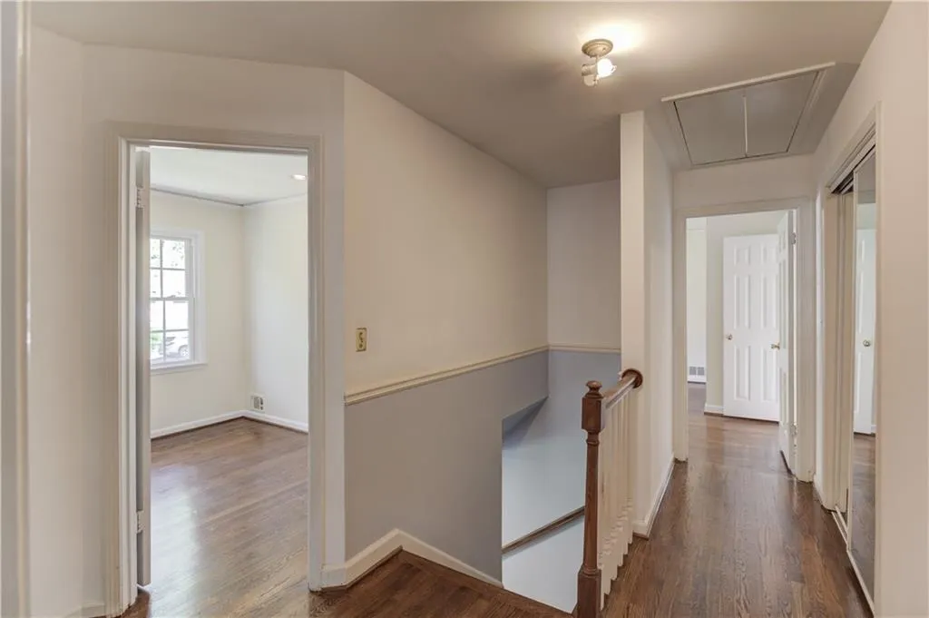 6716 Wright Road, Sandy Springs, Georgia 30328, 6 Bedrooms Bedrooms, ,4 BathroomsBathrooms,Residential,Sold,6716 Wright Road,6708105