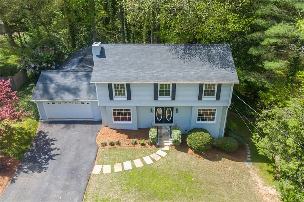 6716 Wright Road, Sandy Springs, Georgia 30328, 6 Bedrooms Bedrooms, ,4 BathroomsBathrooms,Residential,Sold,6716 Wright Road,6708105