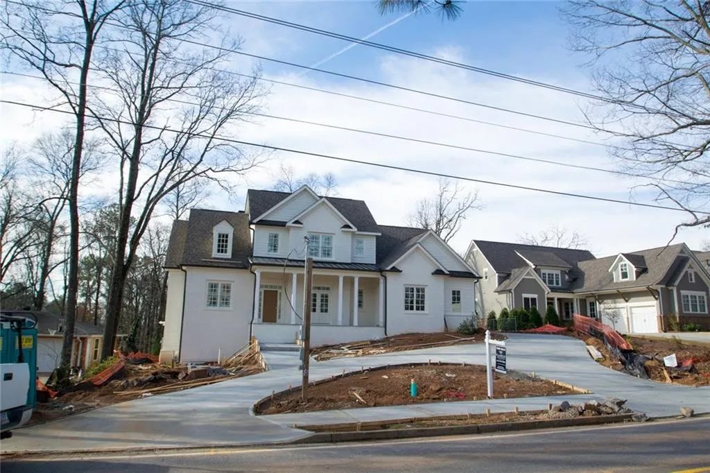 471 Johnson Ferry Road Ne, Sandy Springs, Georgia 30328, 5 Bedrooms Bedrooms, ,4 BathroomsBathrooms,Residential,Sold,471 Johnson Ferry Road Ne,5812498