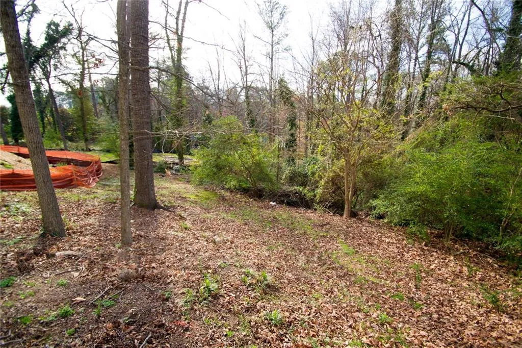 471 Johnson Ferry Road Ne, Sandy Springs, Georgia 30328, 5 Bedrooms Bedrooms, ,4 BathroomsBathrooms,Residential,Sold,471 Johnson Ferry Road Ne,5812498