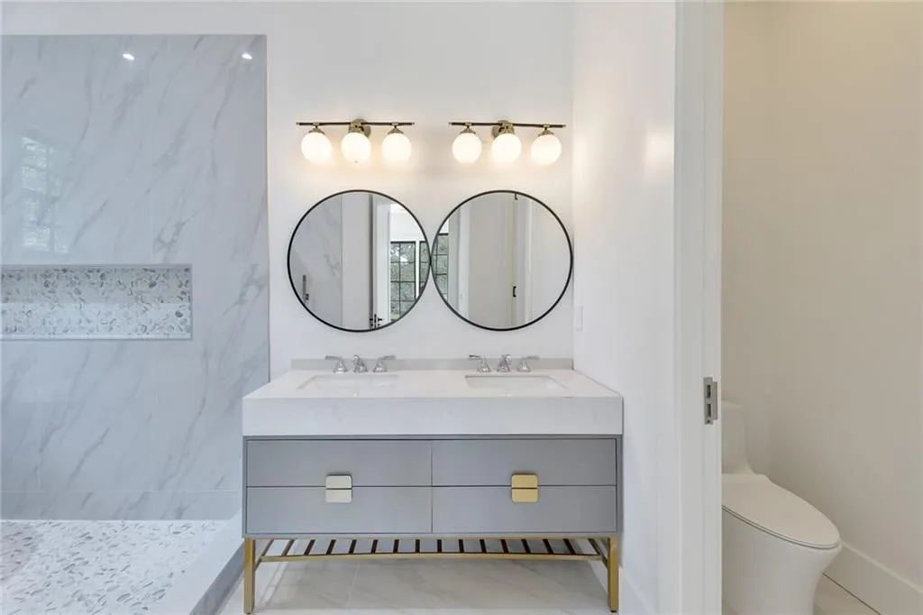 6620 Bridgewood Valley Road, Sandy Springs, Georgia 30328, 5 Bedrooms Bedrooms, ,5 BathroomsBathrooms,Residential,Sold,6620 Bridgewood Valley Road,7264891