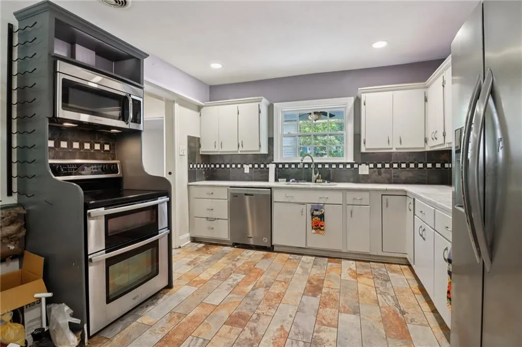 2267 Melante Drive Ne, Atlanta, Georgia 30324, 3 Bedrooms Bedrooms, ,2 BathroomsBathrooms,Residential,For Sale,2267 Melante Drive Ne,7644506