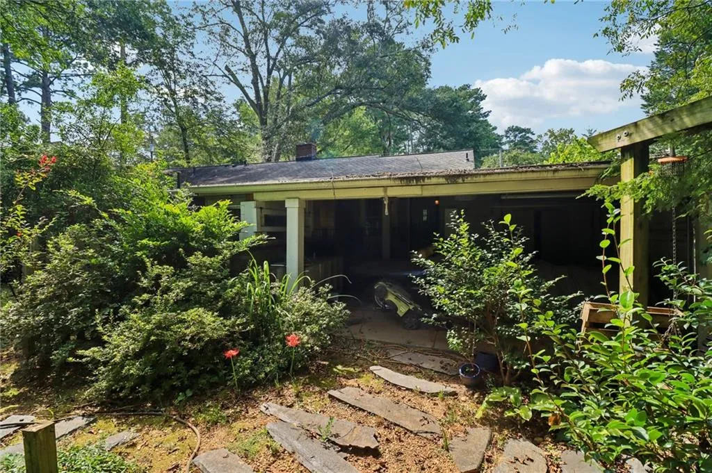 2267 Melante Drive Ne, Atlanta, Georgia 30324, 3 Bedrooms Bedrooms, ,2 BathroomsBathrooms,Residential,For Sale,2267 Melante Drive Ne,7644506