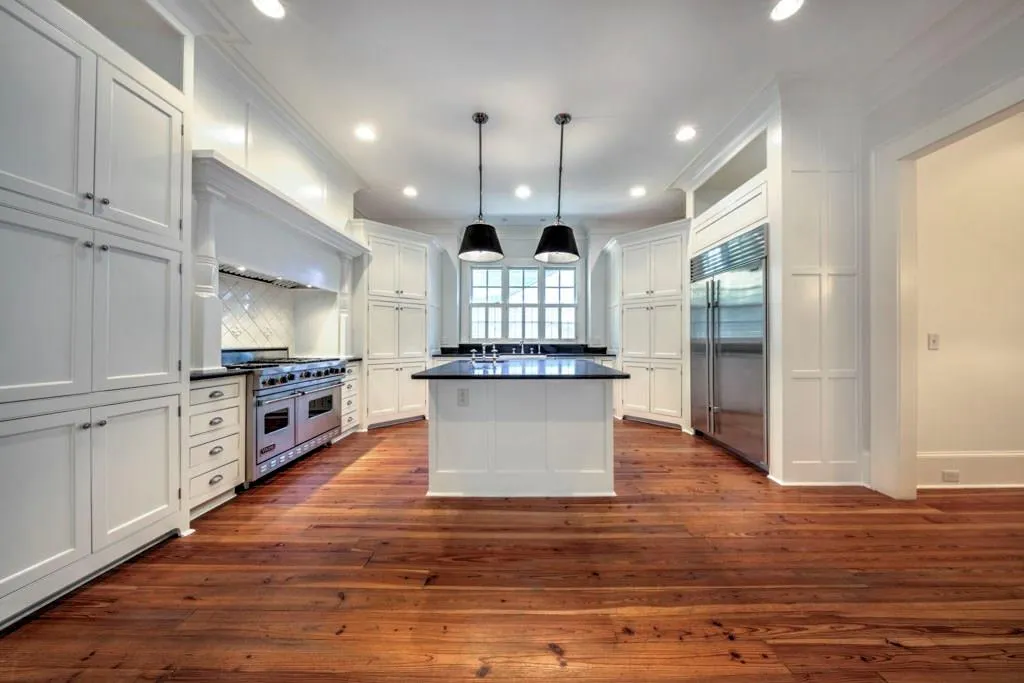 2626 Parkside Drive Ne, Atlanta, Georgia 30305, 5 Bedrooms Bedrooms, ,5 BathroomsBathrooms,Residential,Sold,2626 Parkside Drive Ne,5999337