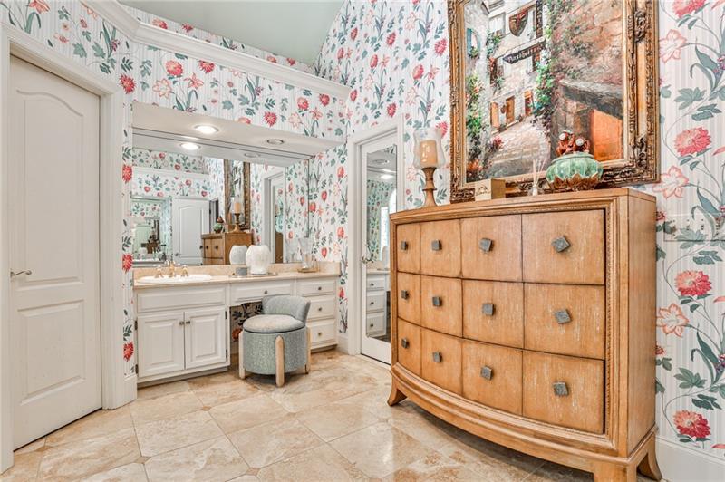 130 Woodchase Court, Atlanta, Georgia 30319, 4 Bedrooms Bedrooms, ,4 BathroomsBathrooms,Residential,Sold,130 Woodchase Court,7284464