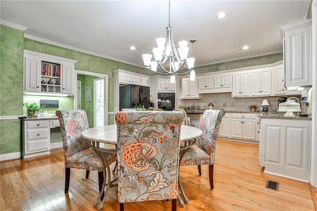 130 Woodchase Court, Atlanta, Georgia 30319, 4 Bedrooms Bedrooms, ,4 BathroomsBathrooms,Residential,Sold,130 Woodchase Court,7284464