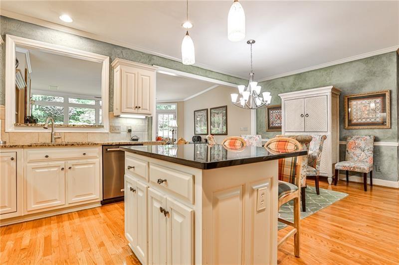 130 Woodchase Court, Atlanta, Georgia 30319, 4 Bedrooms Bedrooms, ,4 BathroomsBathrooms,Residential,Sold,130 Woodchase Court,7284464