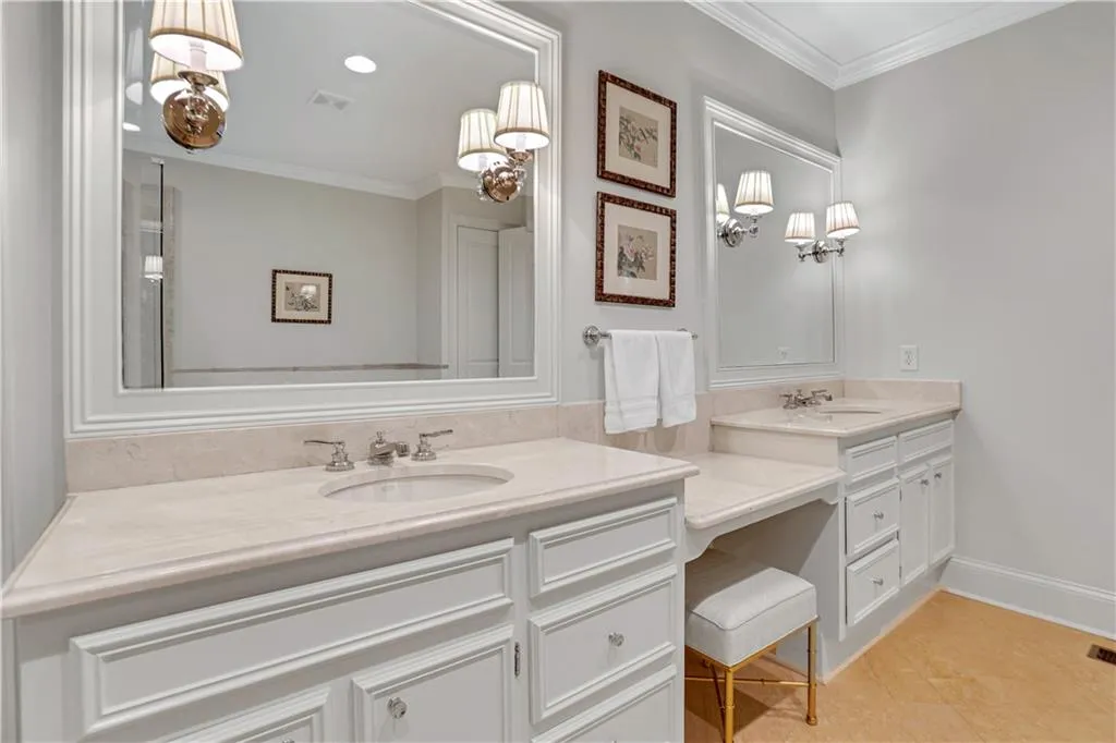 1130 Heards Ferry Road, Sandy Springs, Georgia 30328, 7 Bedrooms Bedrooms, ,5 BathroomsBathrooms,Residential,Sold,1130 Heards Ferry Road,7052141 1130 Heards Ferry Road, Sandy Springs, Georgia 30328, 7 Bedrooms Bedrooms, ,5 BathroomsBathrooms,Residential,Sold,1130 Heards Ferry Road,7052141