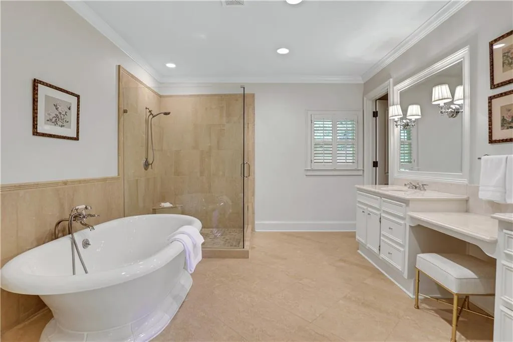 1130 Heards Ferry Road, Sandy Springs, Georgia 30328, 7 Bedrooms Bedrooms, ,5 BathroomsBathrooms,Residential,Sold,1130 Heards Ferry Road,7052141 1130 Heards Ferry Road, Sandy Springs, Georgia 30328, 7 Bedrooms Bedrooms, ,5 BathroomsBathrooms,Residential,Sold,1130 Heards Ferry Road,7052141