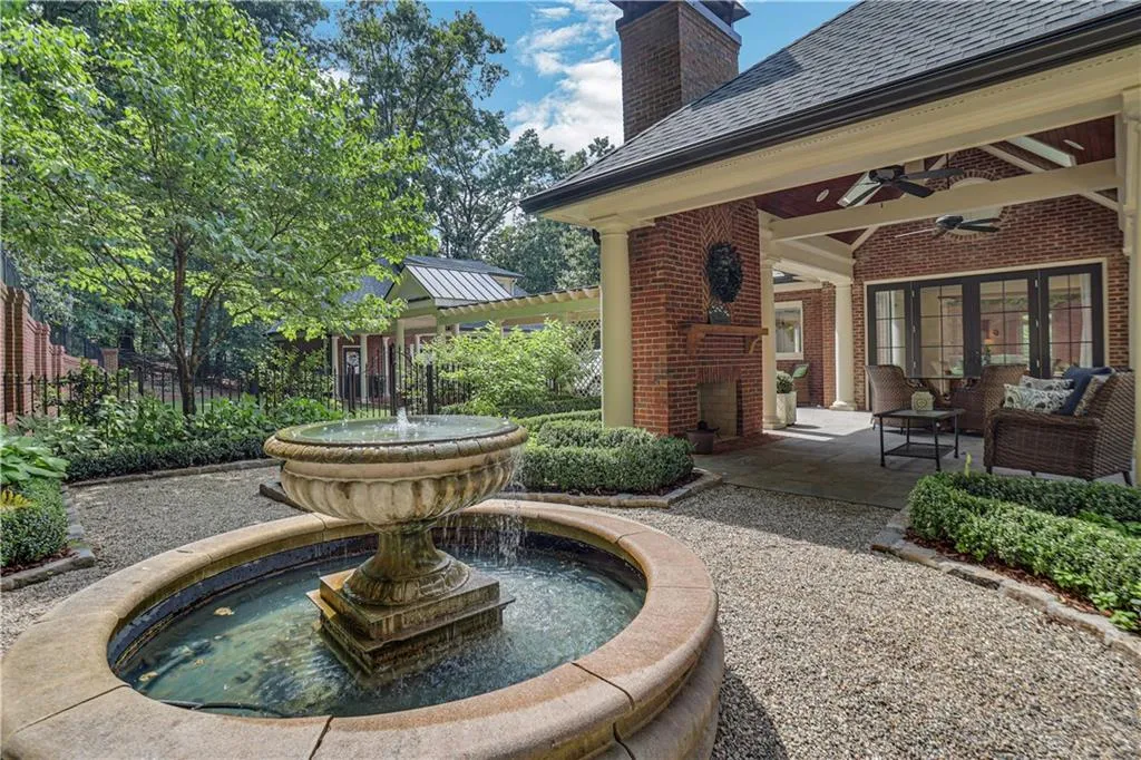 1130 Heards Ferry Road, Sandy Springs, Georgia 30328, 7 Bedrooms Bedrooms, ,5 BathroomsBathrooms,Residential,Sold,1130 Heards Ferry Road,7052141 1130 Heards Ferry Road, Sandy Springs, Georgia 30328, 7 Bedrooms Bedrooms, ,5 BathroomsBathrooms,Residential,Sold,1130 Heards Ferry Road,7052141