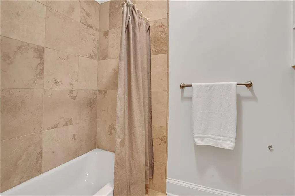 1130 Heards Ferry Road, Sandy Springs, Georgia 30328, 7 Bedrooms Bedrooms, ,5 BathroomsBathrooms,Residential,Sold,1130 Heards Ferry Road,7052141 1130 Heards Ferry Road, Sandy Springs, Georgia 30328, 7 Bedrooms Bedrooms, ,5 BathroomsBathrooms,Residential,Sold,1130 Heards Ferry Road,7052141