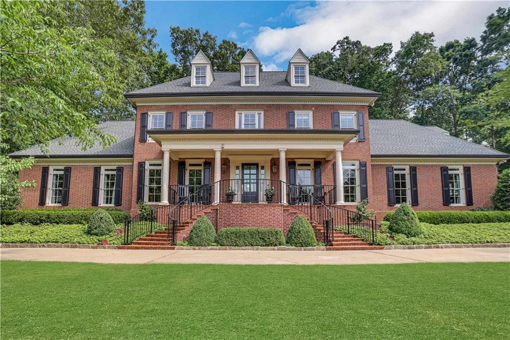 1130 Heards Ferry Road, Sandy Springs, Georgia 30328, 7 Bedrooms Bedrooms, ,5 BathroomsBathrooms,Residential,Sold,1130 Heards Ferry Road,7052141 1130 Heards Ferry Road, Sandy Springs, Georgia 30328, 7 Bedrooms Bedrooms, ,5 BathroomsBathrooms,Residential,Sold,1130 Heards Ferry Road,7052141